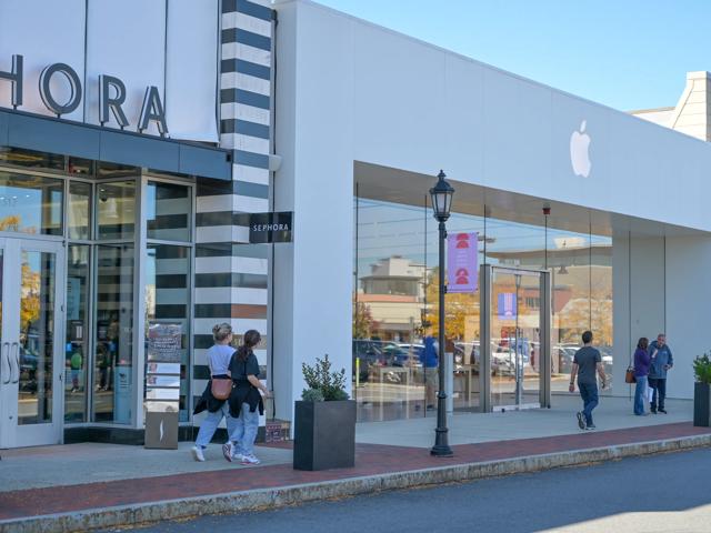 Legacy Place shopping nearby the avens at dedham station apartments in dedham ma