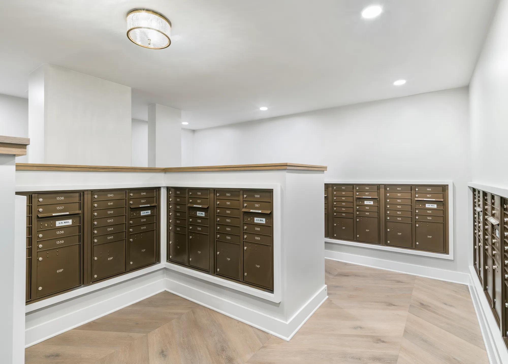 on-site mailroom for package collection