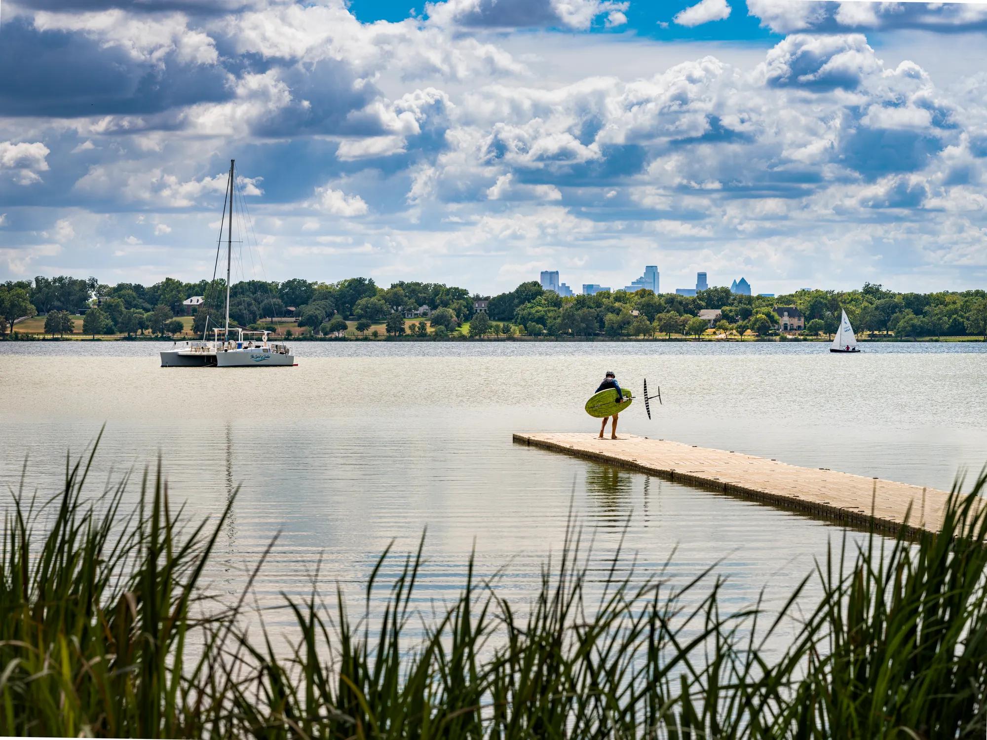 floating dock on lake on nice day modera trailhead apartment homes for rent in dallas tx