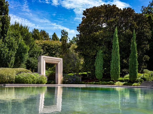 body of water by local landmark modera trailhead apartment homes for rent in dallas tx