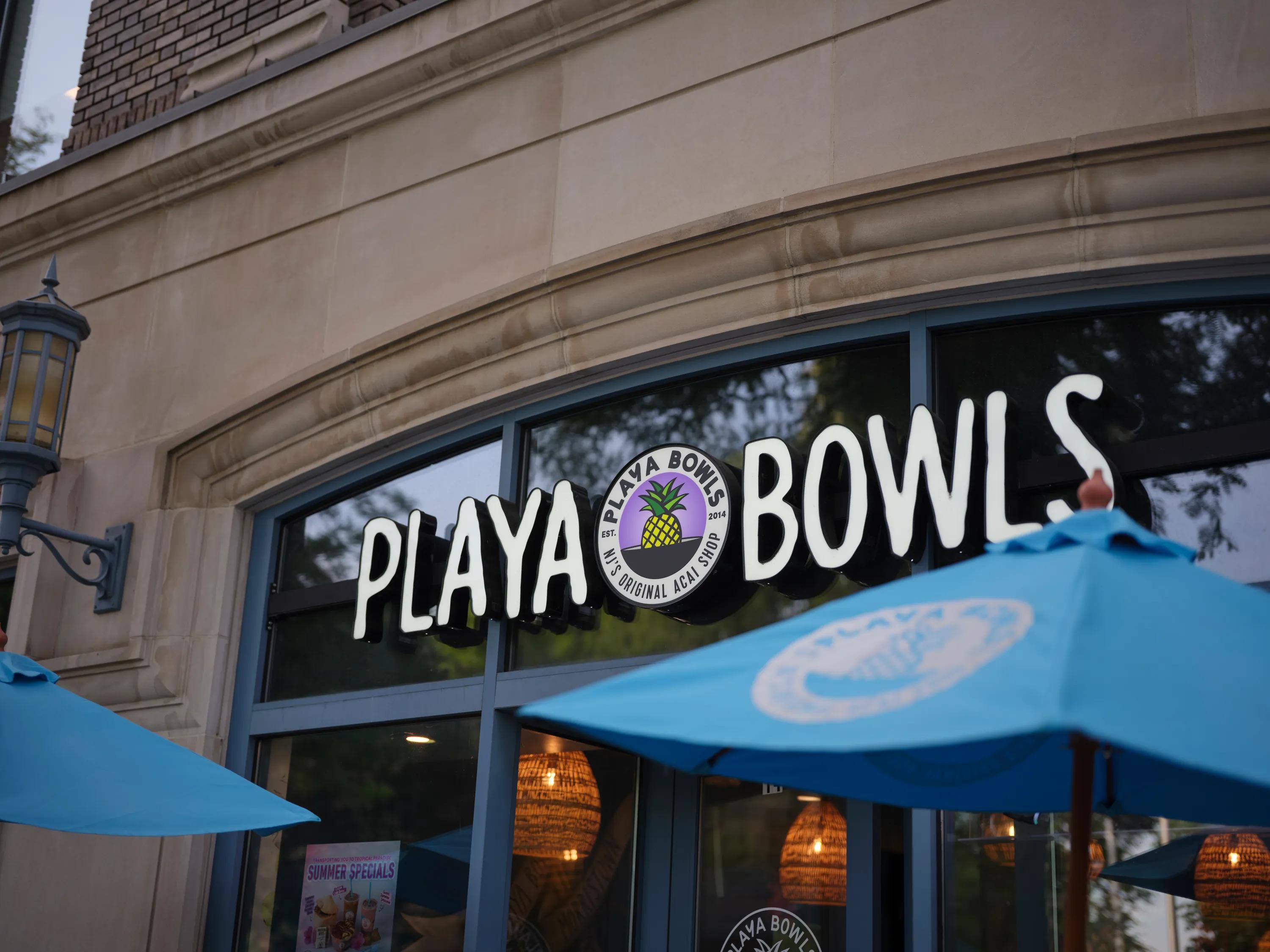 playa bowls restaurant exterior building logo metropolitan at 40 park apartment homes for rent in morristown nj