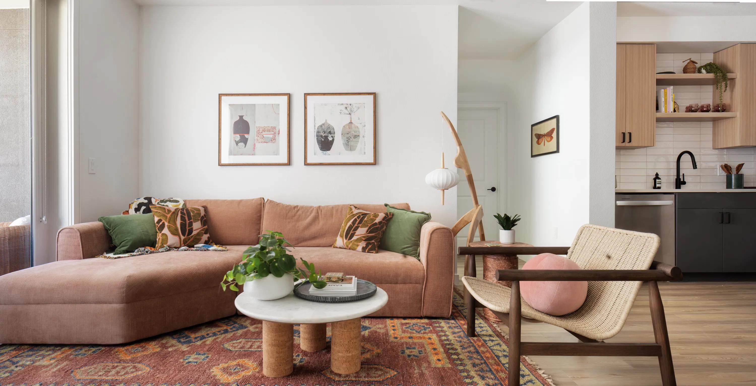 1-, 2-, and 3-bedroom apartment homes with den and loft layouts available modera rio salado apartments