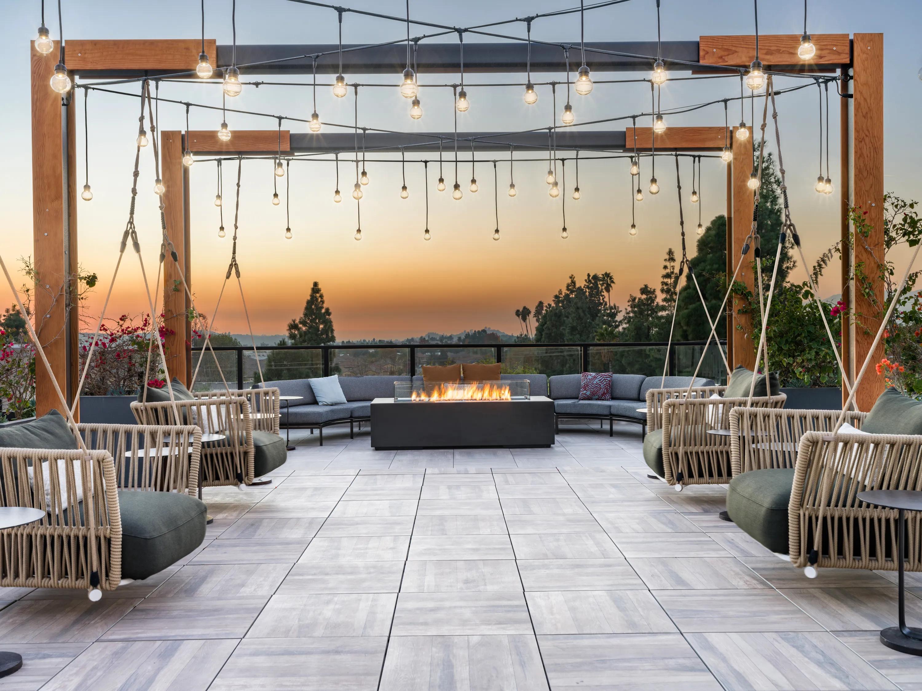 rooftop deck modera pomona apartments pomona ca