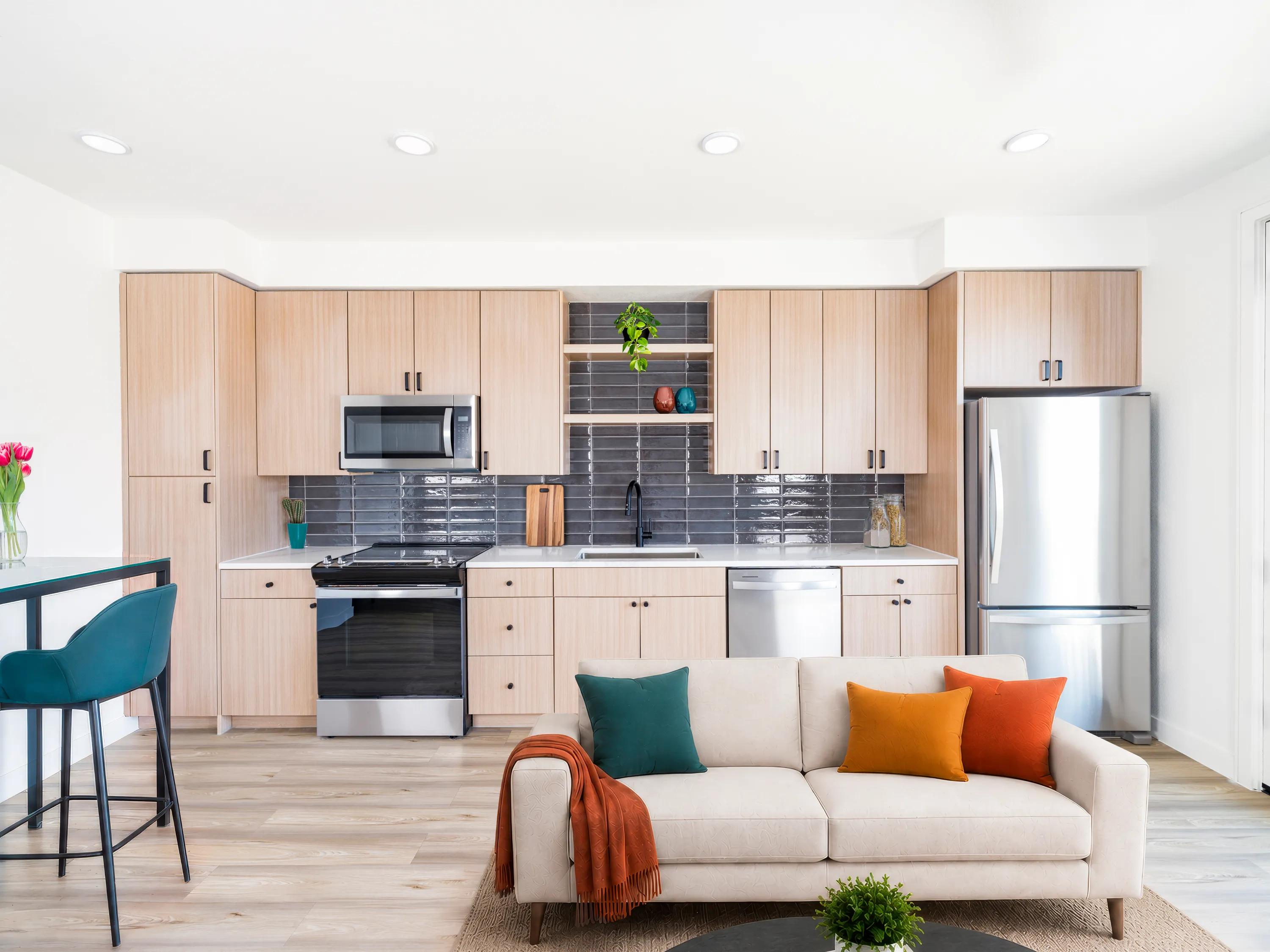 quartz countertops, stainless steel appliances modera rio salado apartment homes for rent in tempe az