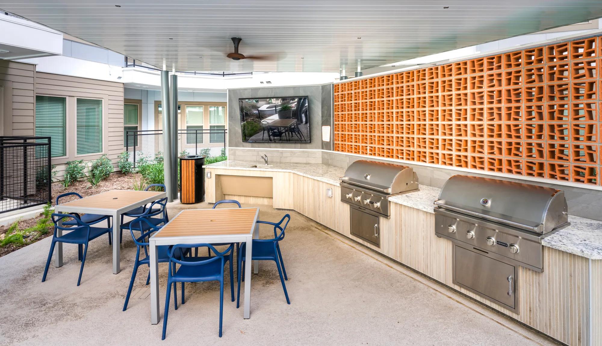 outdoor grilling station modera garden oaks apartments houston tx