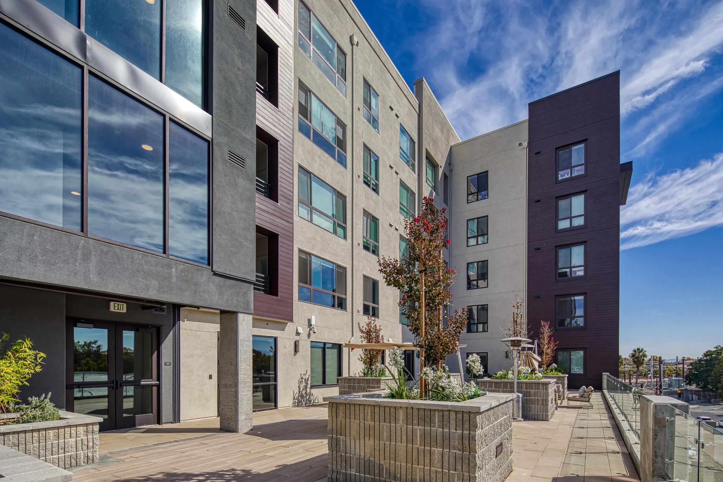 vespaio apartments in san jose ca exterior