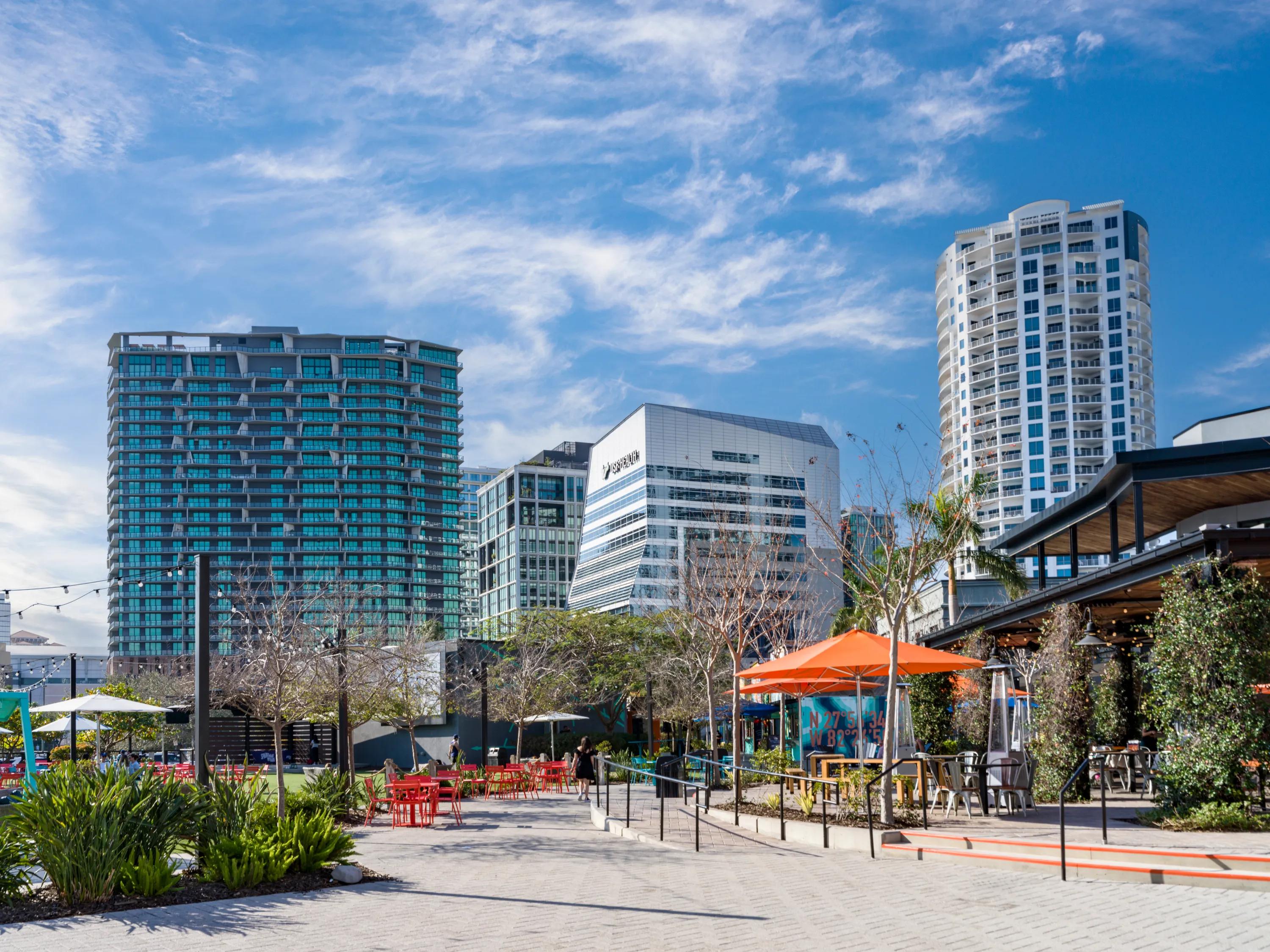 nearby outdoor dining modera encore apartments in tampa fl tampa