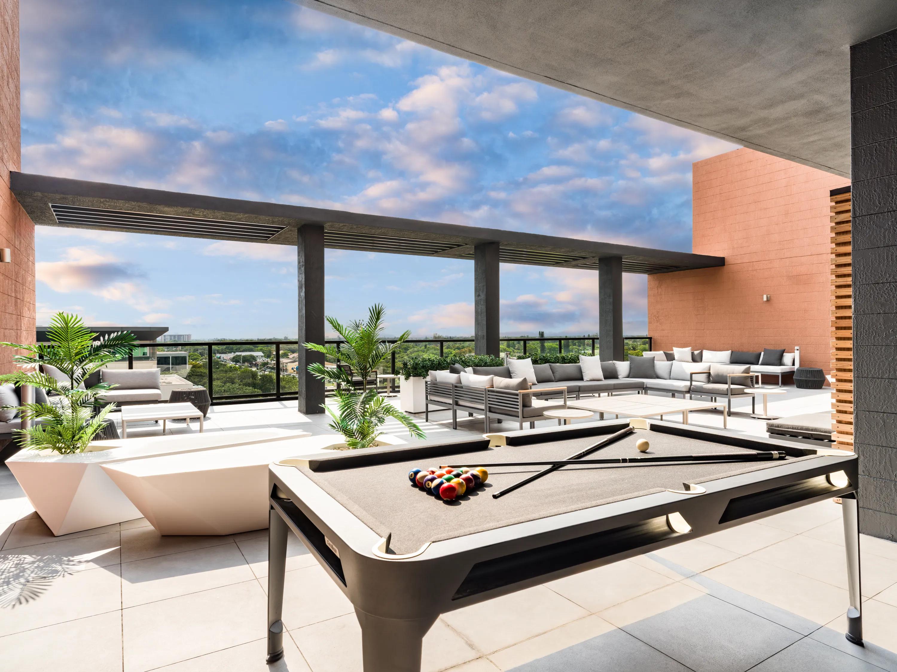 Sky lounge with billiards modera coral springs phase 2 apartments in coral springs fl