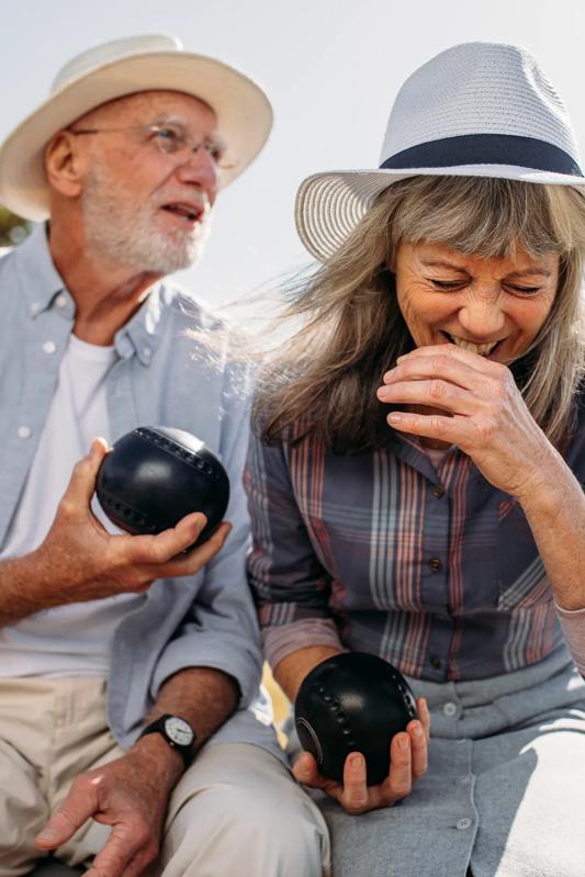 modera nations apartments for rent in nashville tn mature couple laughing and embracing outdoors