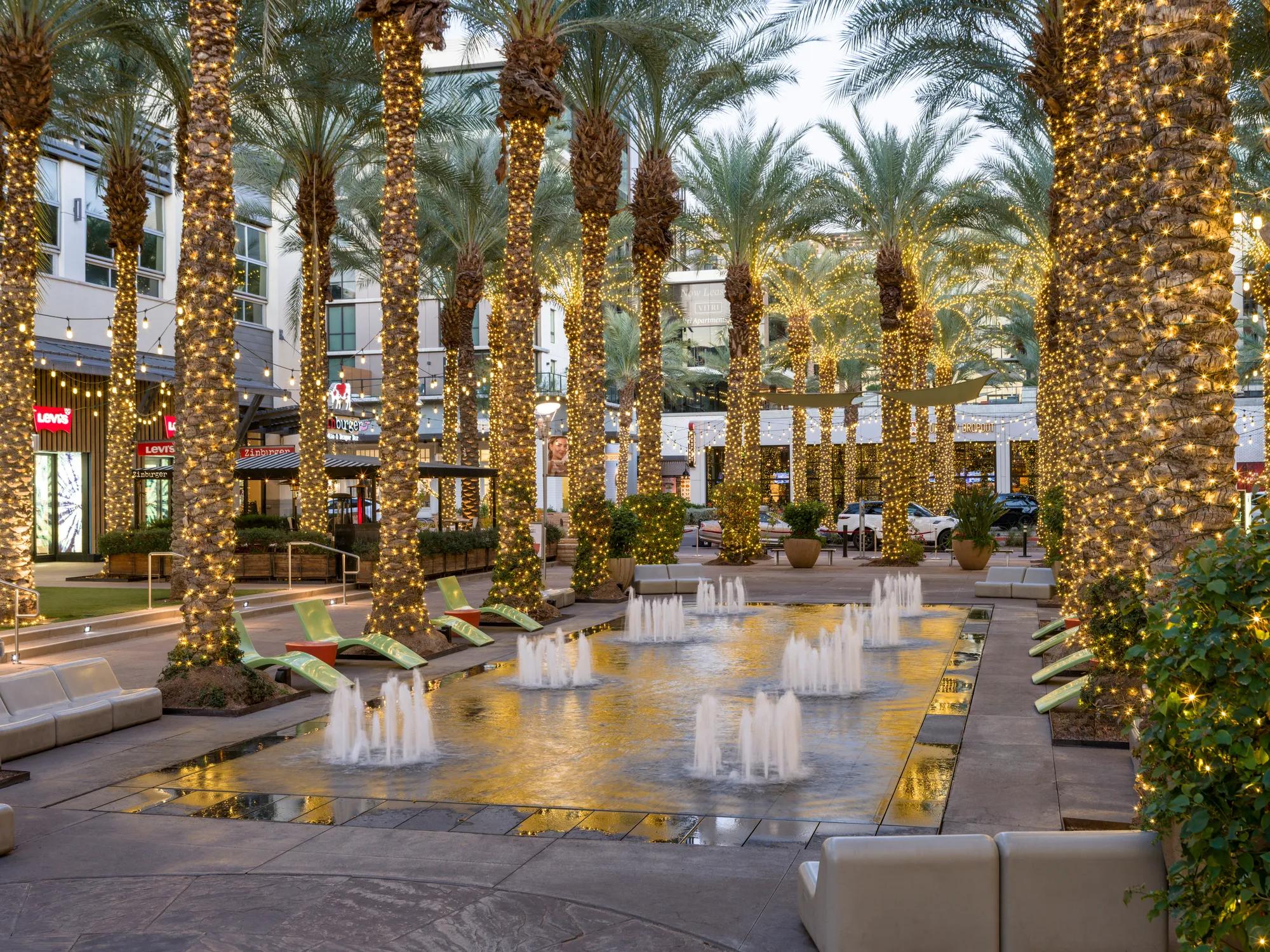 outdoor shopping and dining near modera reserve scottsdale apartment homes for rent in az