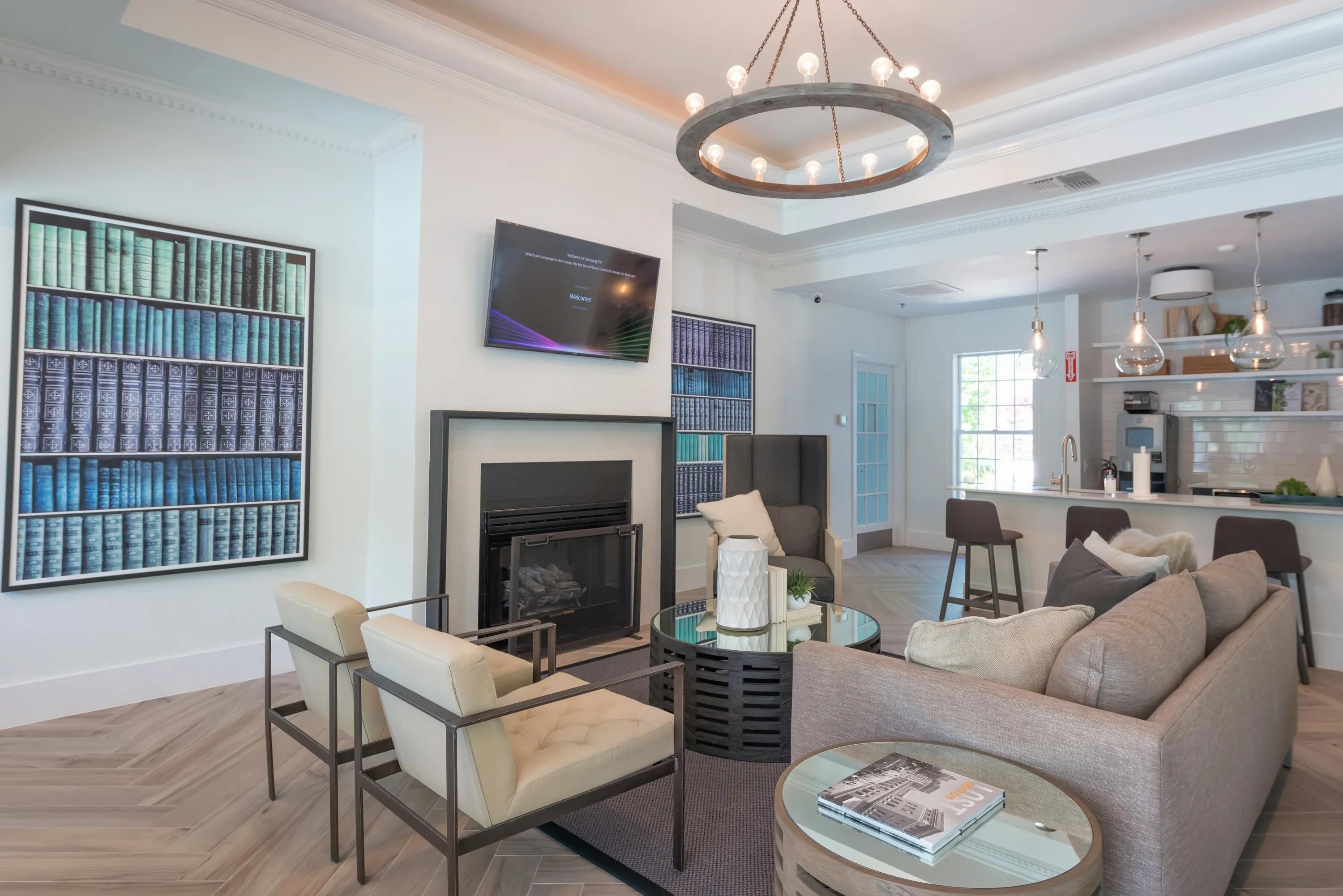 alister quincy apartments near boston community clubroom