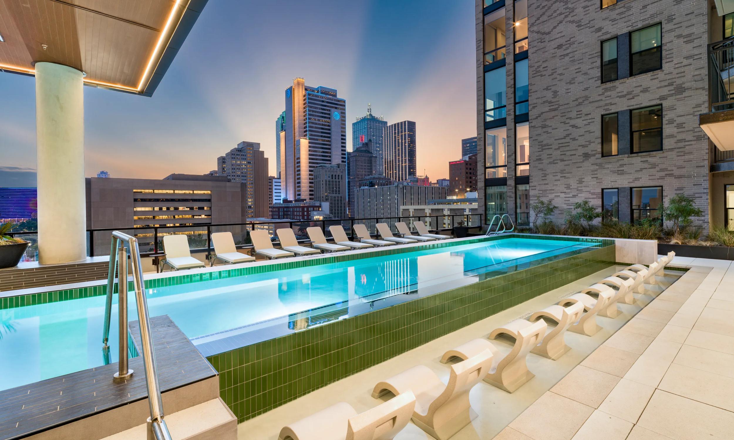 modera st paul apartments in dallas tx