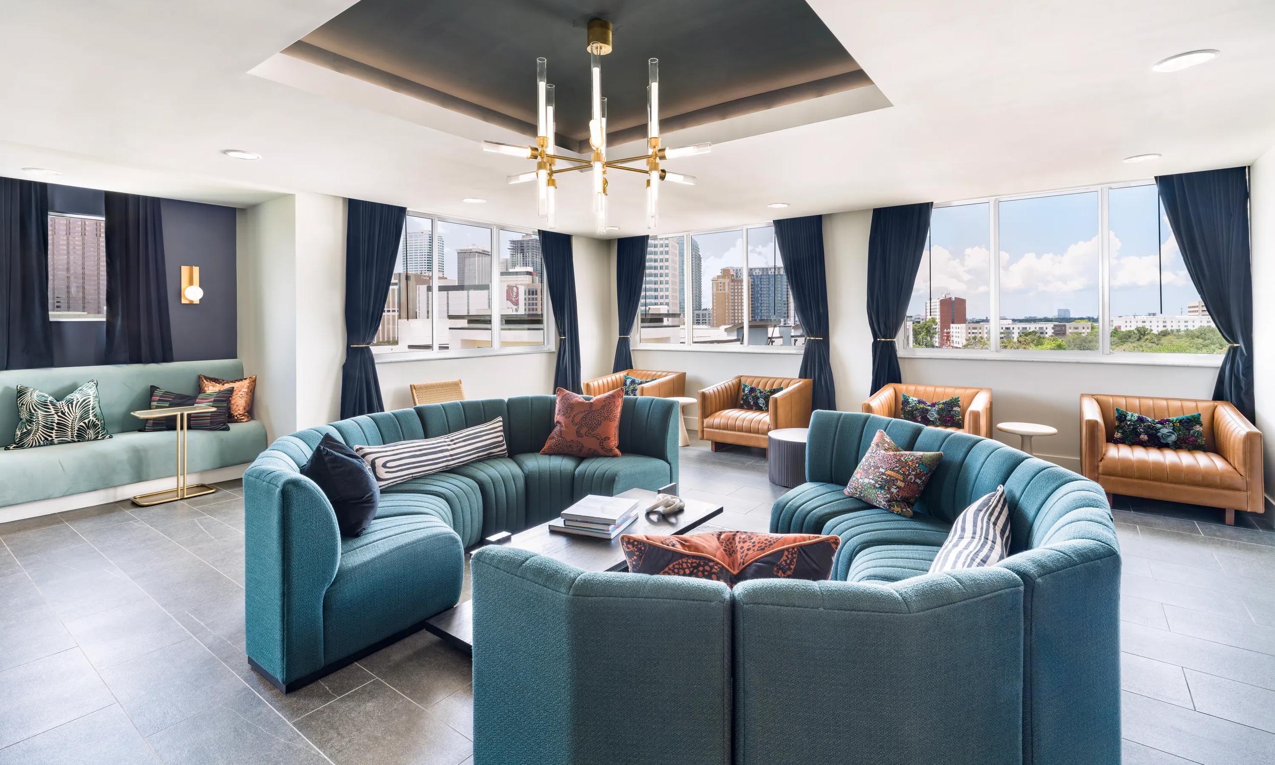 modera encore apratments in tampa fl community lounge