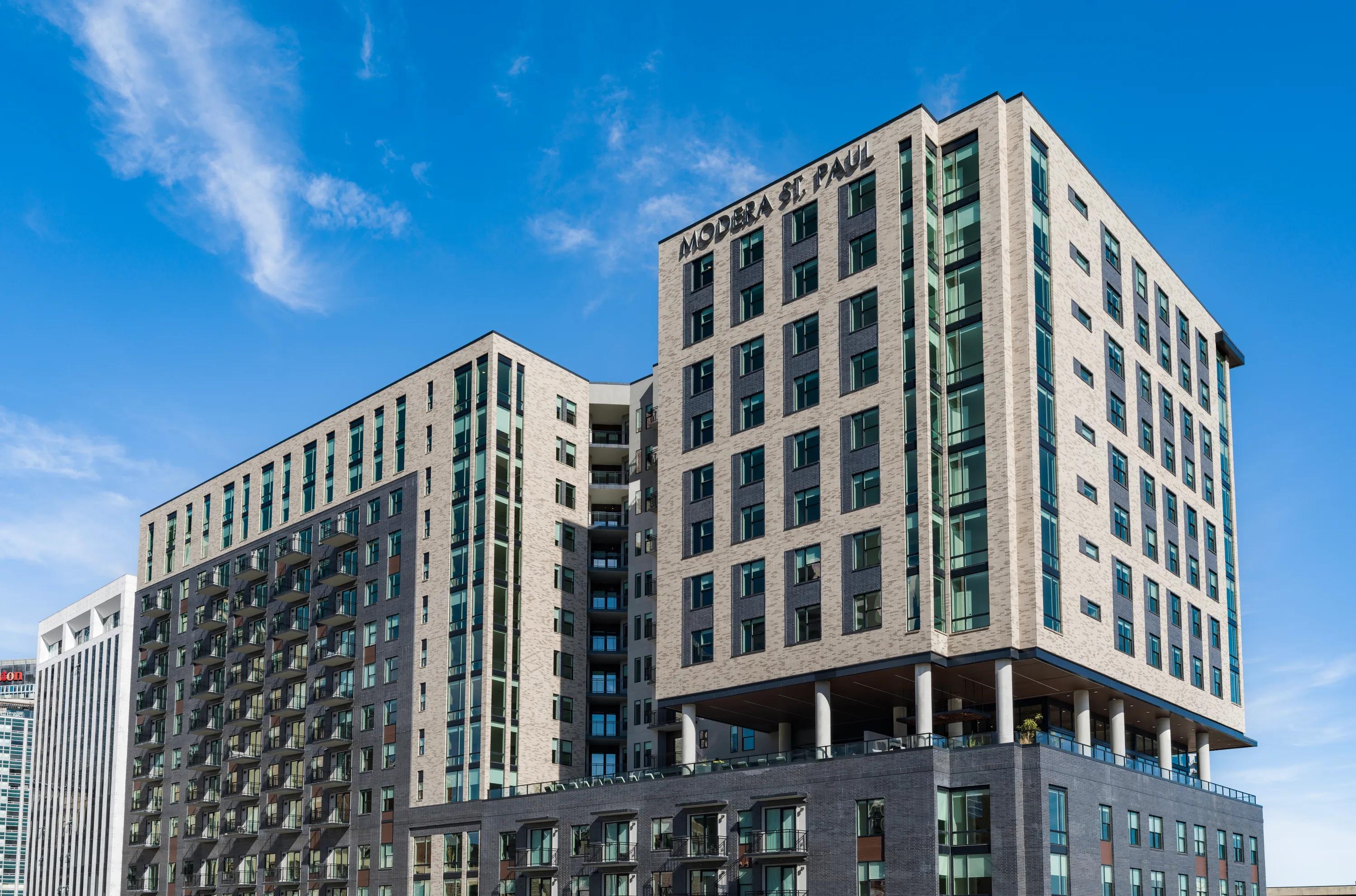 modera st paul dallas tx apartments building exterior from ground level