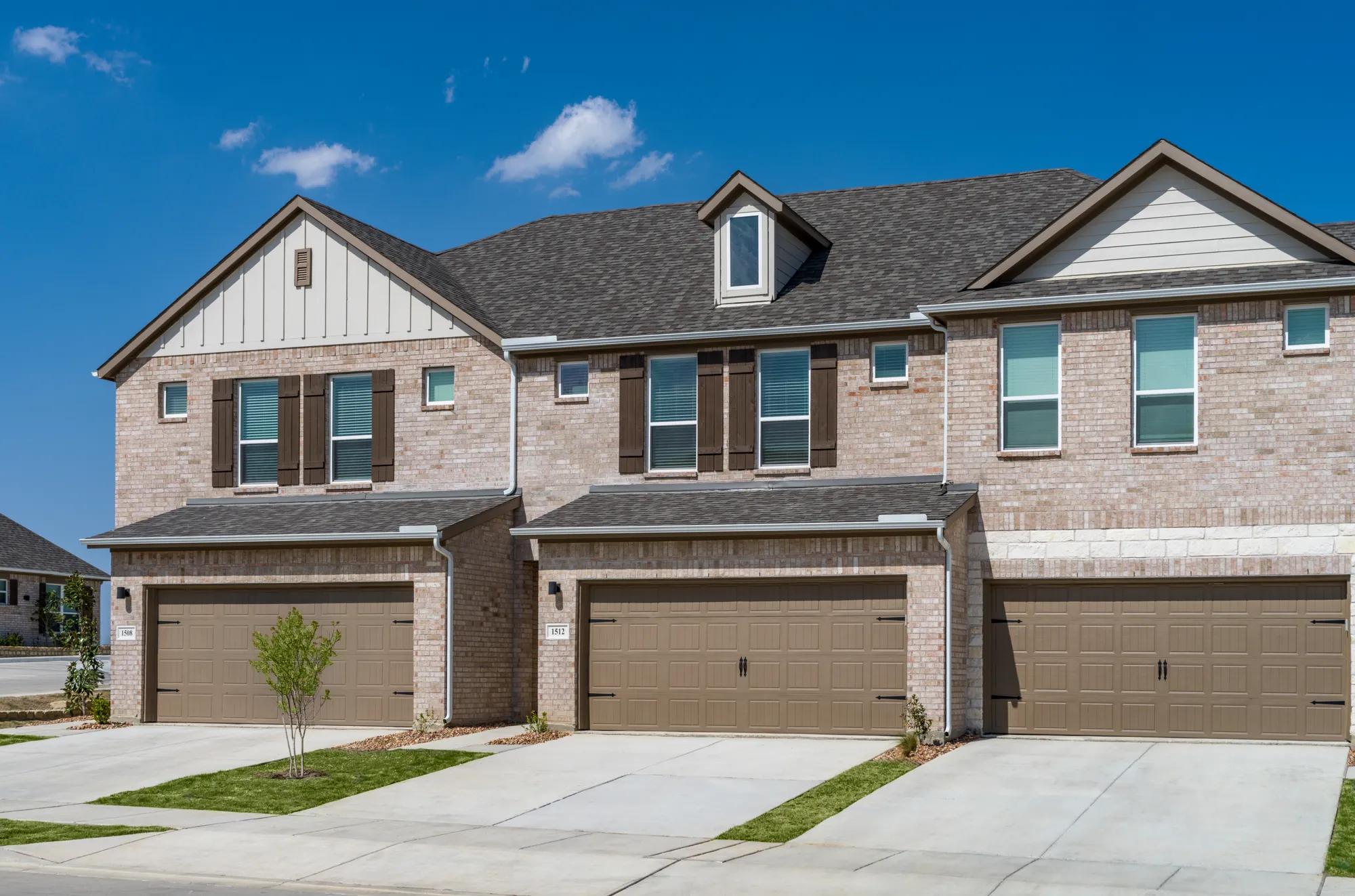 premium townhomes with garage amavi celina homes for rent celina tx