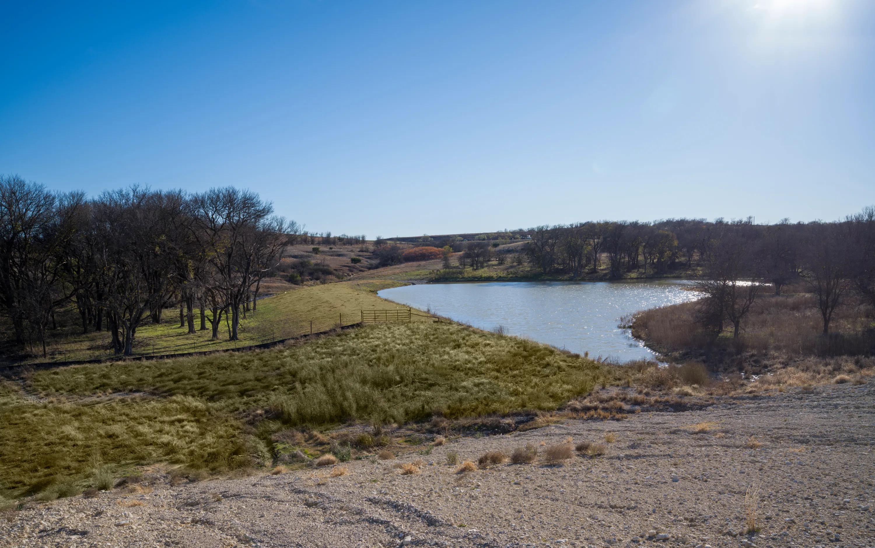 nearby trails and stunning landscapes Modera Walsh Heights apartments in aledo tx