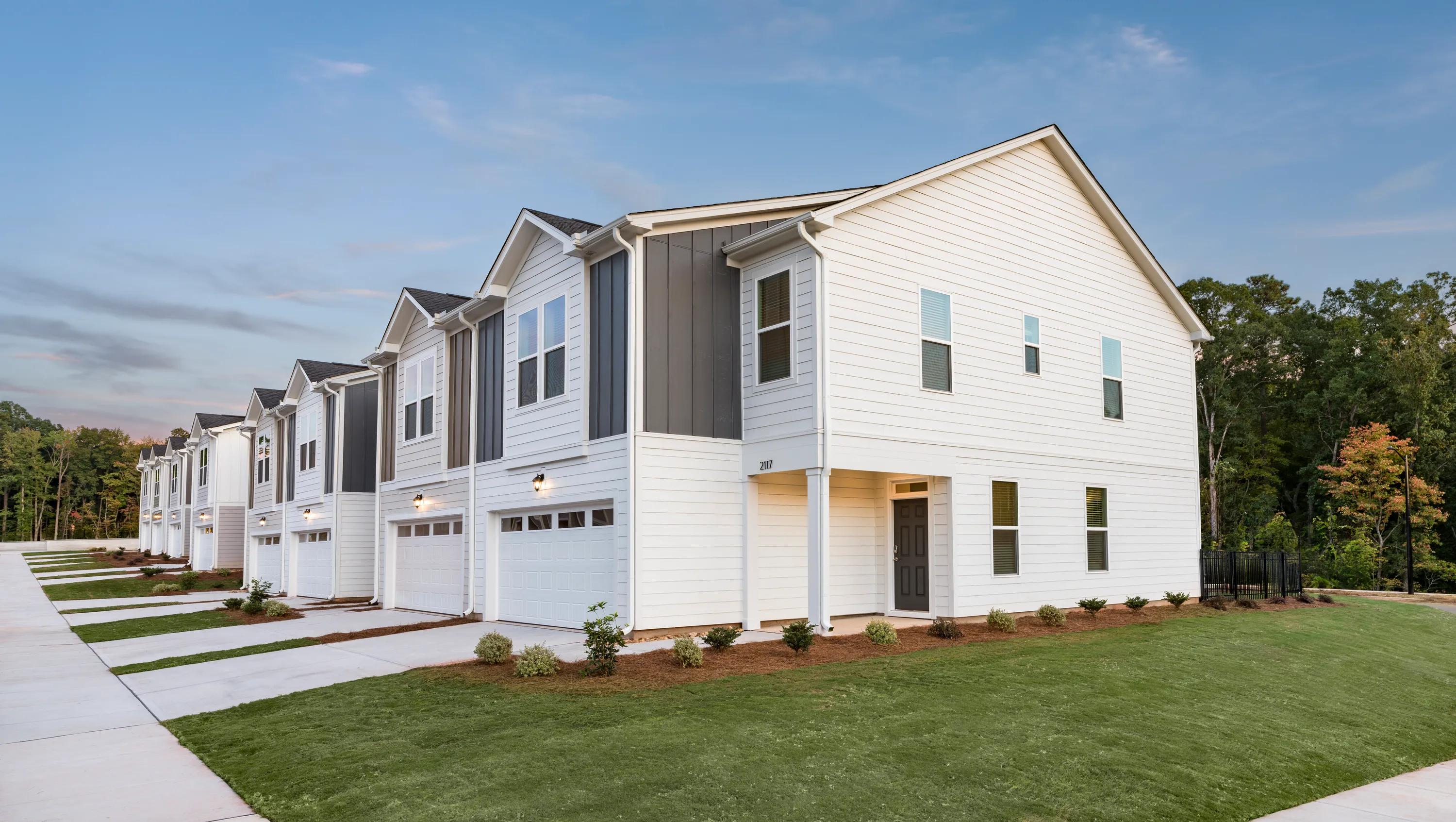 townhomes with single garages and landscaping amavi brier creek single family homes for rent in durham nc