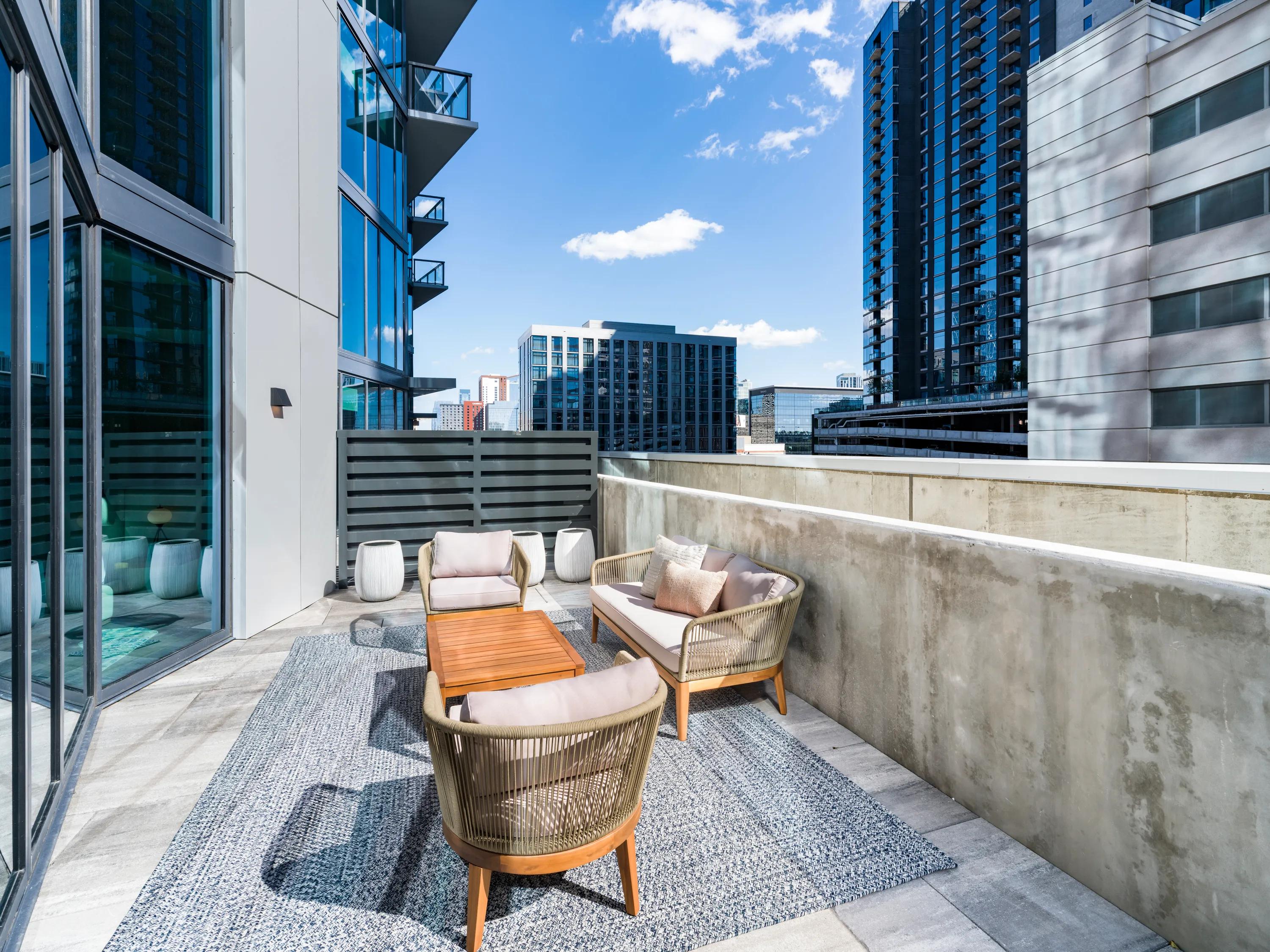 outdoor lounge area modera mcgavock apartment homes for rent in nashville tn