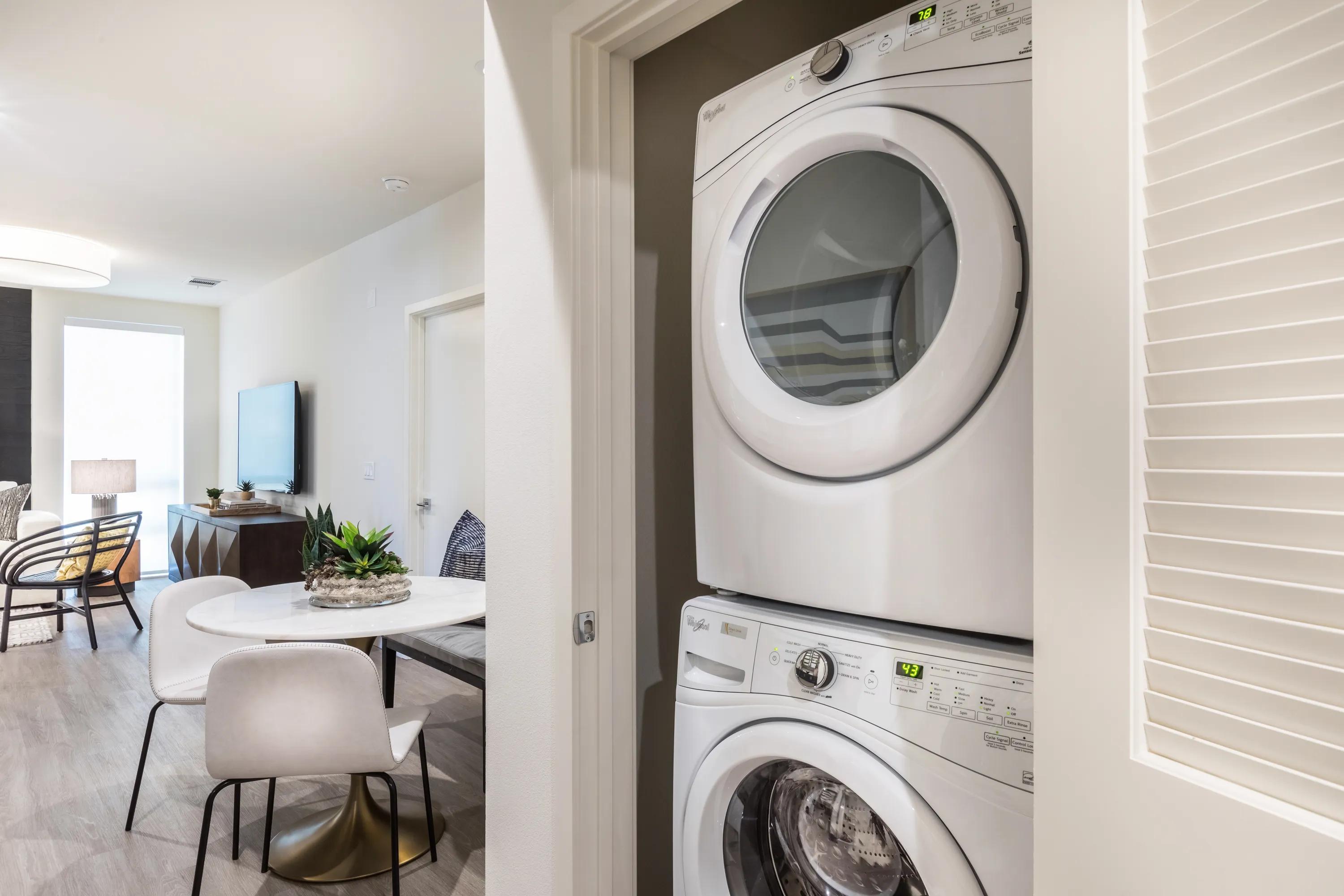 in-home washer and dryer 580 anton apartments for rent in costa mesa ca