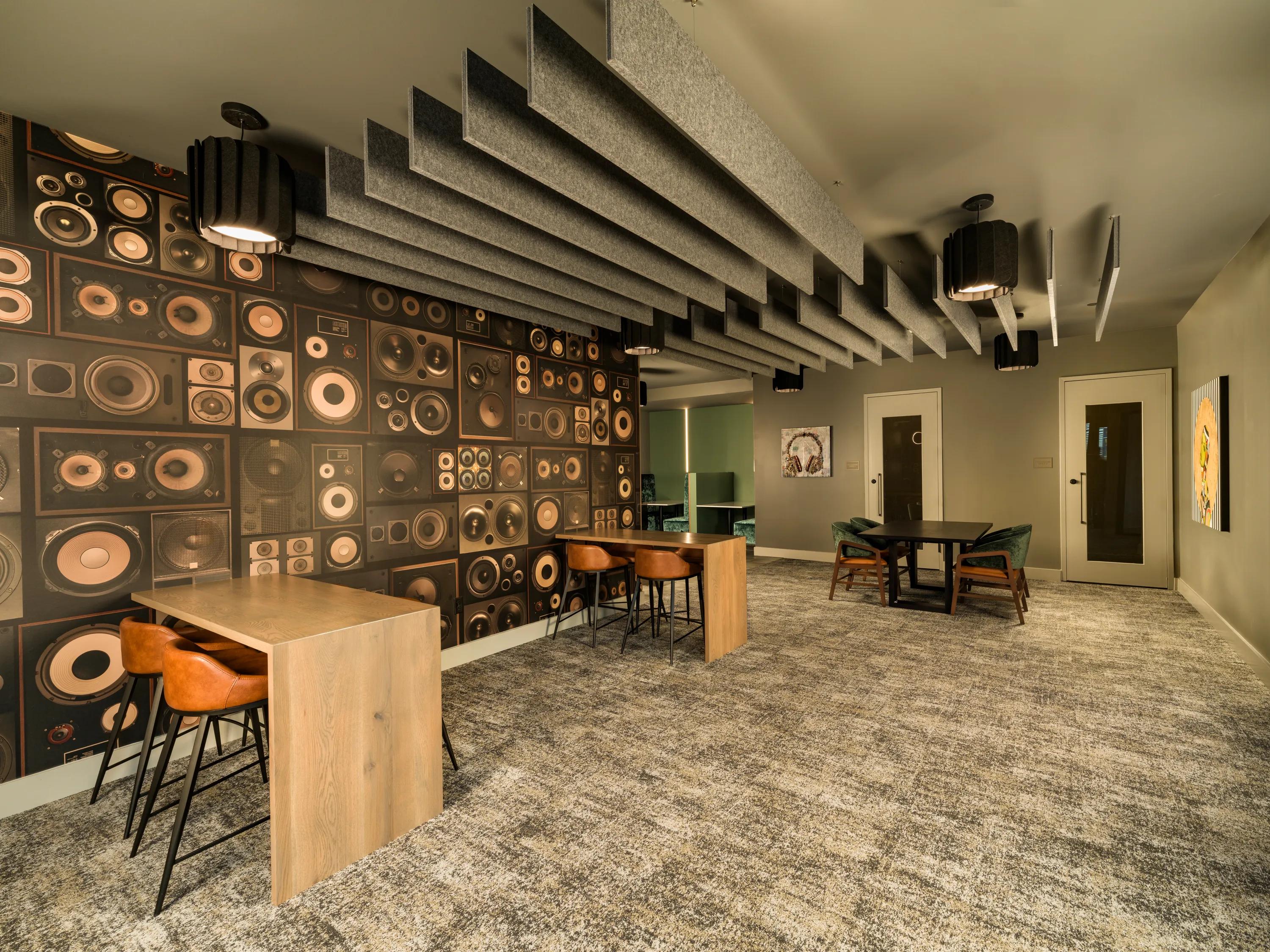 acoustic lounge and studio modera westside trail apartment homes for rent in atlanta ga