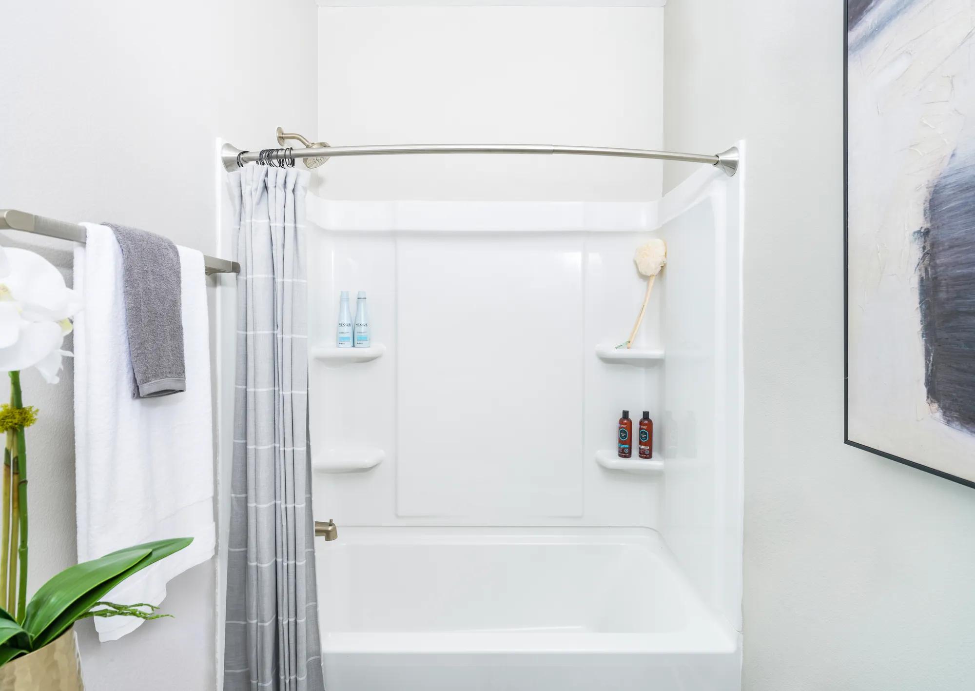 designer bathrooms with tubs amavi kissimmee homes for rent in kissimmee fl