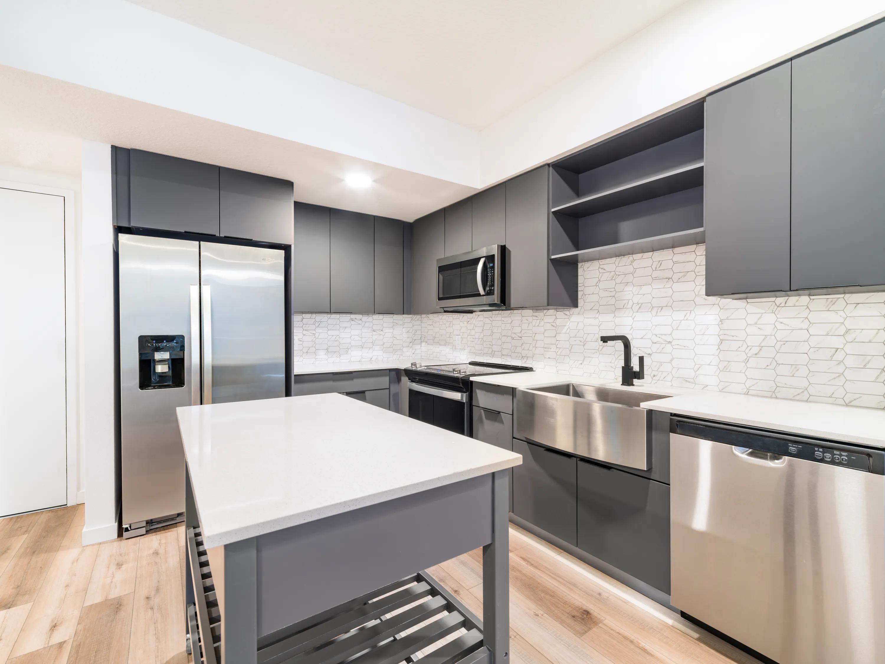 premium finish apartment homes in tampa, florida
