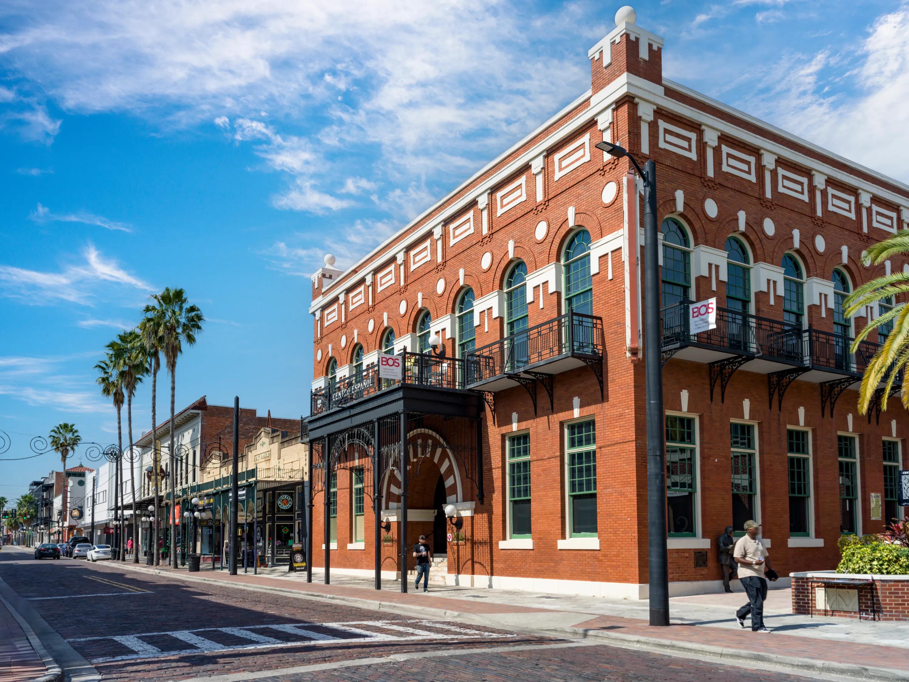 nearby Ybor city modera encore apartments in tampa fl tampa